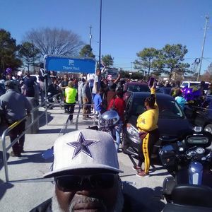 Meet your Posher, Gregory